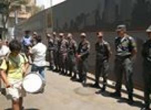 Policeman called a girl “monkey”: clash near the Afrikyans house