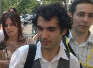 Tigran Hamasyan is in the Afrikyans yard: Policemen are silent