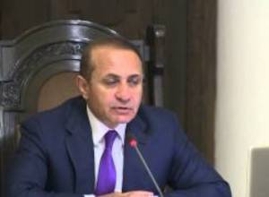 Ежемесячно министры должны посетить регионы