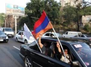 Երթն ավարտվեց առանց լուրջ բախումների