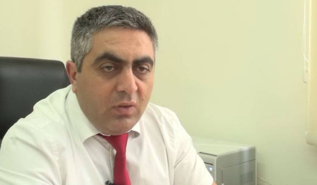 d8f784640bb5f5a6c02b5ff0a0e08b71