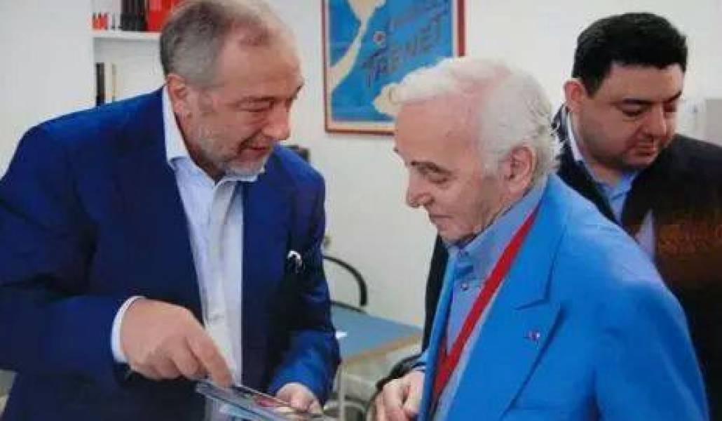 10296633_753972157994859_3411813663279285035_n