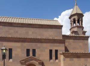 Освящен Святой Алтарь церкви села Норабац