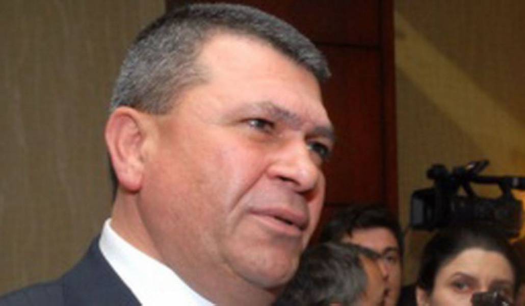 70697c76db4a43f04a8b735e8f6f5561