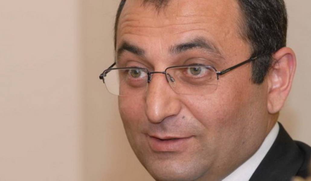 http-gdb.rferl_.org-058EB8FF-7773-4EC7-9525-6F40A3D20E26_mw1024_n_s