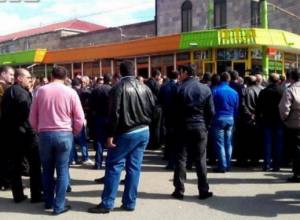 Gyumri residents demand Hovik Abrahamyan: Gala