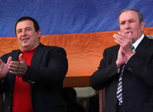 Opposition troika to hold rally in Ararat despite Mayor's denial