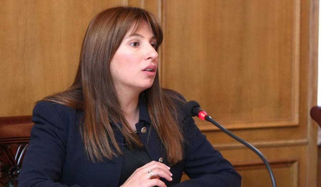 f92b6881649617e9b2ee37a4959ce72b