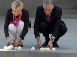 Henri Reynaud visits Tsitsernakaberd