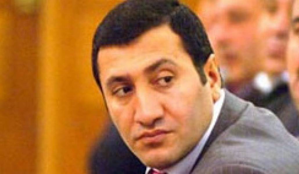 115306627eb3e1f93b9b42c76216aaca