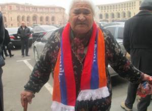 HHK granny and a citizen have been detained