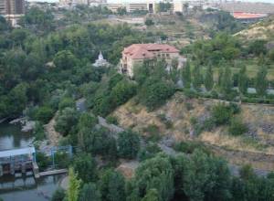 Հրազդանի կիրճի վիճակն անհանգստացնող է. կառուցապատում՝ նաեւ գետի վրա