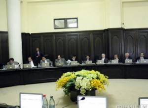 Prime Minister asked the Ministers to stay