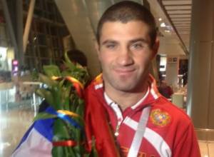 Маврик Насибян подарил победу погибшим летчикам