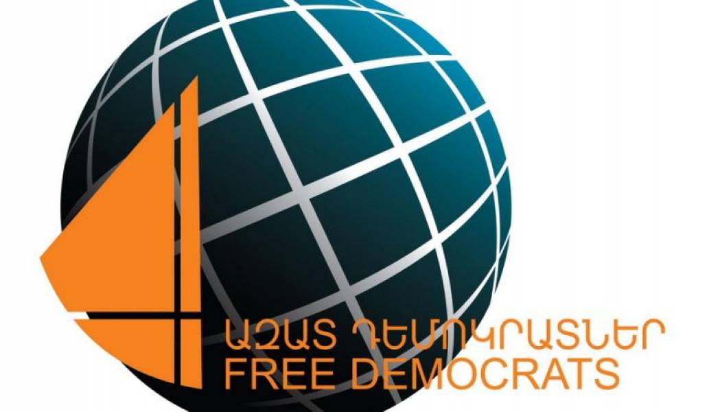 83a90c64971b49a79f32928d9c14b144