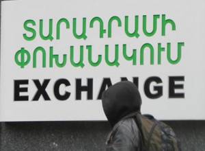 "Члены Правительства набрали в рот воды"