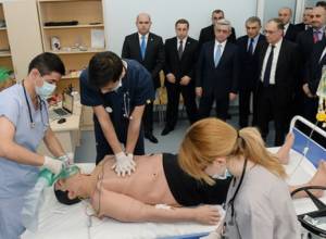 Serzh Sargsyan attends opening of simulation center at Yerevan State Medical University 