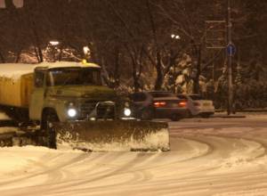 Метель, гололед и снег: предупреждение водителям