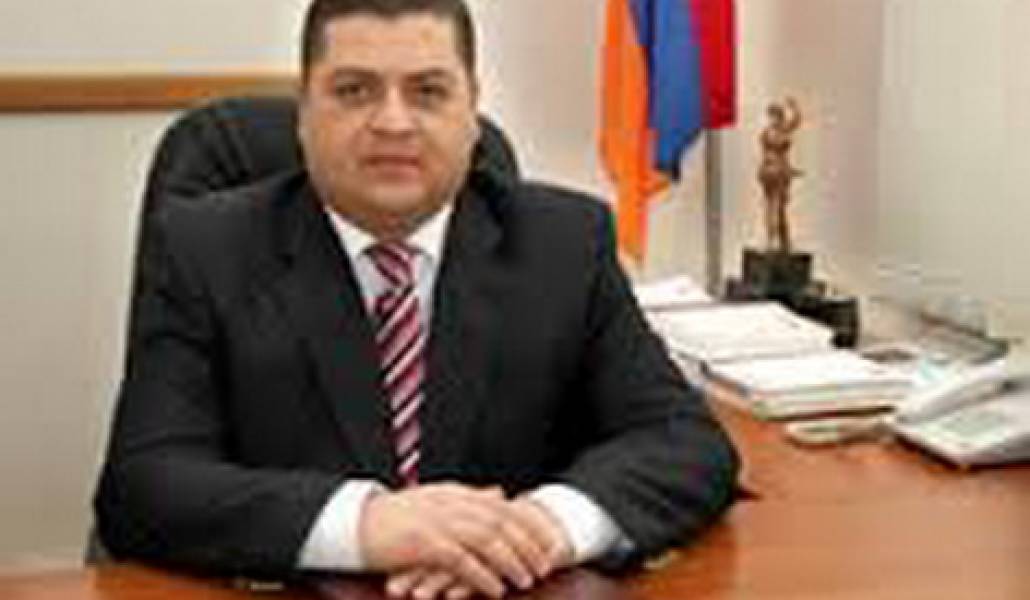 դատավոր-1