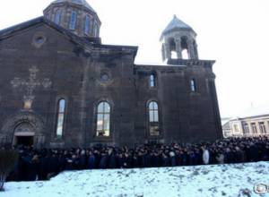 Relatives of the Avetisyan family: Do not politicize our grief