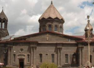 «Քաղաքն ու երկիրը գործողության են սպասում, քաղաքը նստած է 2 ռումբերի վրա»
