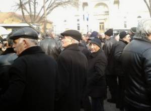 Will the property of Nairit be sold to pay salaries?