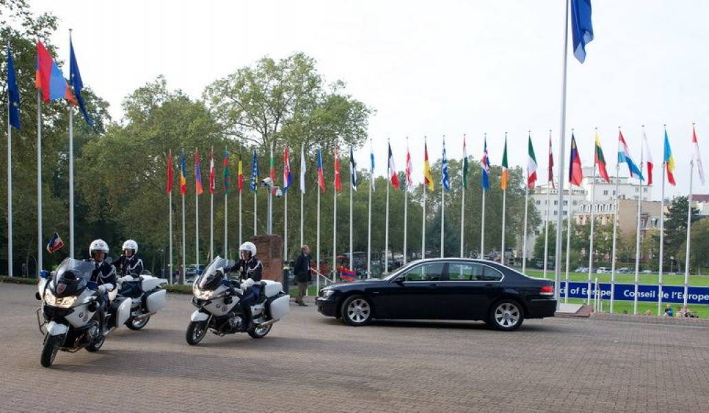 e2ece81129bb1dd10331ac442813abbe