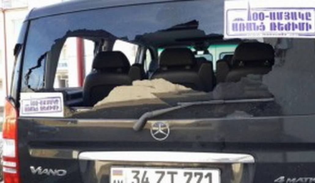 1422733696-7045-300x169