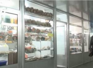 Smell of Eastern spices felt everywhere