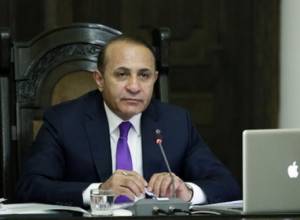 Armenian PM to leave for Russia