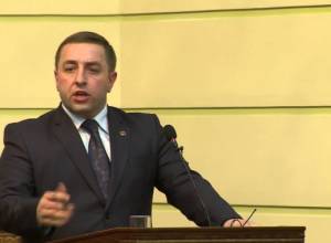 Ինչ է տեղի ունենում ըստ Աշոտյանի