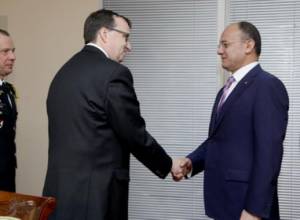 RA Defense Minister receives U.S. Ambassador to Armenia