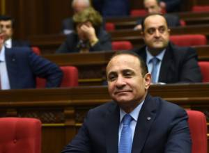 Watch live sitting of Armenian Parliament at 12.00