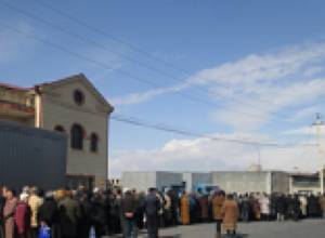 Սամվել Ալեքսանյանի 10 հազար դրամի համար ծեծում էին լրագրողին. Առավոտ