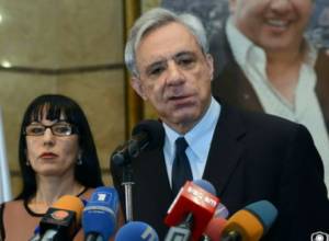 Opinion poll: Most respondents say BHK will not stay in opposition camp