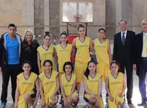 Նախարարը  հետևել է  աղջիկների թիմային խաղին