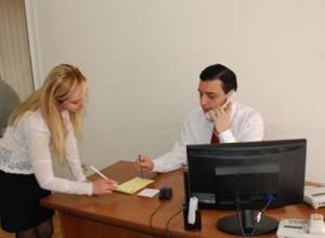 Հեռախոսազանգերին  պատասխանել է անձամբ նախարարը
