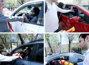 Տոնական ծաղիկներ և բացիկներ՝ կին վարորդներին