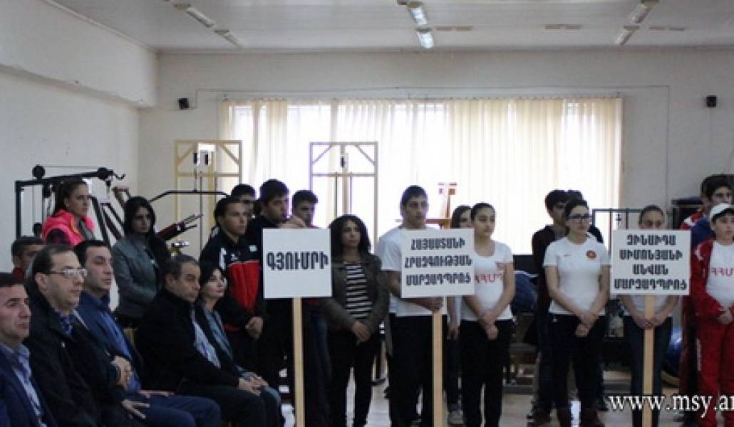 sport-simonyan-hushamrcashar