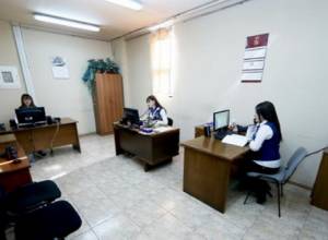 163 հեռախոսազանգ՝ Երեւանի քաղաքապետարանի թեժ գծին