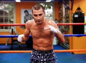 Vic Darchinyan to face Jesús Marcelo Andrés Cuellar on June 6