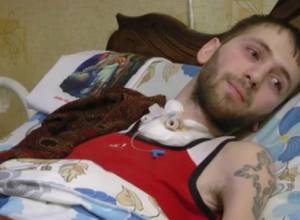 Government collects money to assist in paralyzed soldier's  treatment