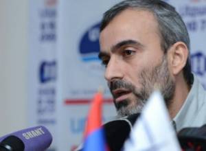 Jirayr Sefilyan calls on Liparit Petrosyan to stop hunger strike