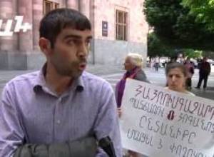 «Կարողա մինչև տարեվերջ էդ կոչեցյալ նախարարը թողնում գնում է, ո՞ւմ վզից ենք բռնելու»