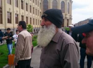 Gyumri authorities ignore protesters