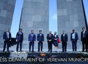 Moscow government delegation visits Tsitsernakaberd Memorial Complex