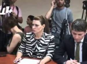 Կլոունադային վերջ տվեք. Անի Զախարյանը՝ Ռոբերտ Նազարյանին