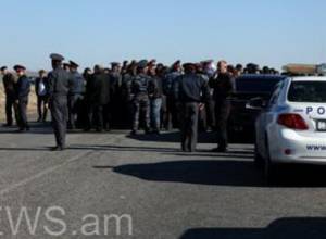 Փակել են Երեւան-Ապարան ճանապարհը: News.am