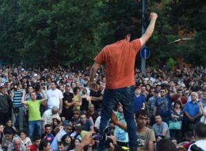 Naira Zohrabyan: I shall stay on Baghramyan Avenue as many days as it is needed