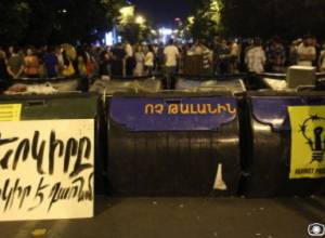 Three historic attempts to close Baghramyan Avenue